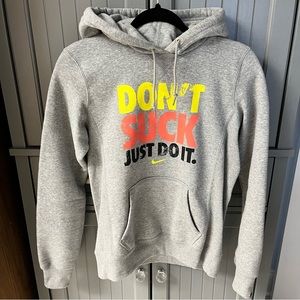 NEW (w/o tags) Nike Women’s Hooded Sweatshirt
